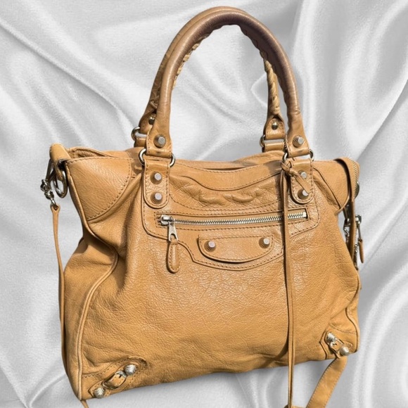 Balenciaga Handbags - Balenciaga Tan City Bag Authentic Vintage